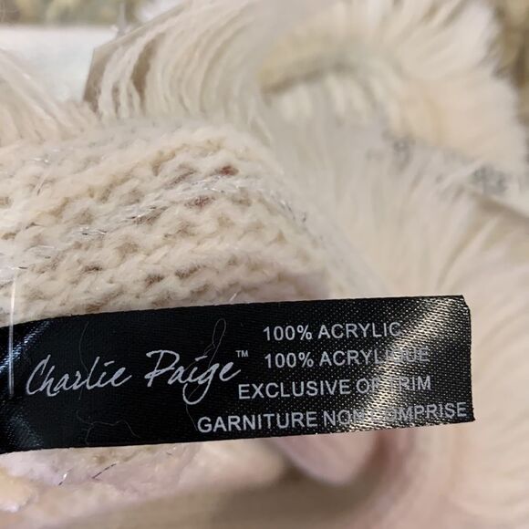 Carlie Paige cream infinity scarf - Picture 5 of 7